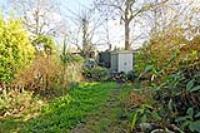 Mid-Terrace House, 3 bedrooms, Freehold