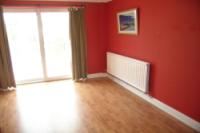 Mid-Terrace House, 3 bedrooms, Freehold