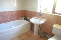 Detached House, 4 bedrooms, Freehold