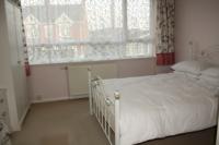 End-of-Terrace House, 2 bedrooms, Freehold