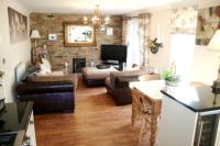 Detached House, 4 bedrooms, Freehold