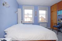 Mid-Terrace House, 2 bedrooms, Freehold