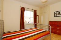 Flat / Apartment, 3 bedrooms, Share of Freehold