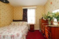 Mid-Terrace House, 4 bedrooms, Freehold