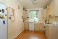 Mid-Terrace House, 4 bedrooms, Freehold
