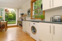 Mid-Terrace House, 3 bedrooms, Freehold