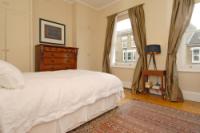 Mid-Terrace House, 3 bedrooms, Freehold
