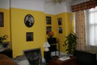 Mid-Terrace House, 4 bedrooms, Freehold