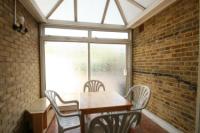 Mid-Terrace House, 5 bedrooms, Freehold