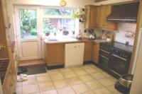 Semi-Detached House, 3 bedrooms, Freehold