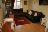 Mid-Terrace House, 2 bedrooms, Freehold