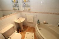 End-of-Terrace House, 3 bedrooms, Freehold