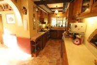 Semi-Detached House, 4 bedrooms, Freehold
