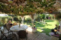 Semi-Detached House, 4 bedrooms, Freehold
