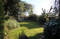 Semi-Detached House, 6 bedrooms, Freehold