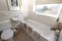 Flat / Apartment, 2 bedrooms, Freehold