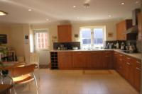 End-of-Terrace House, 4 bedrooms, Freehold