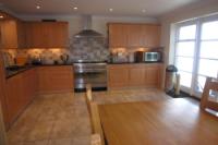 End-of-Terrace House, 4 bedrooms, Freehold