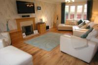 Detached House, 5 bedrooms, Freehold