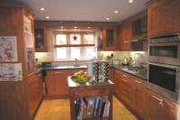 Detached House, 4 bedrooms, Freehold