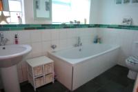 Semi-Detached House, 3 bedrooms, Freehold