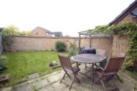Semi-Detached House, 3 bedrooms, Freehold