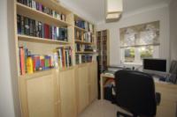 Semi-Detached House, 3 bedrooms, Freehold