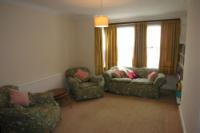 Mid-Terrace House, 5 bedrooms, Freehold