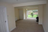 Semi-Detached House, 3 bedrooms, Freehold