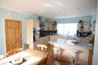 Bungalow, 4 bedrooms, Freehold