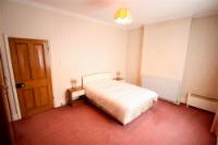 End-of-Terrace House, 3 bedrooms, Freehold