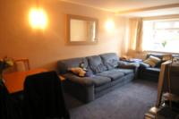 Mid-Terrace House, 3 bedrooms, Freehold
