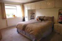 Mid-Terrace House, 3 bedrooms, Freehold
