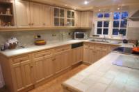 Semi-Detached House, 3 bedrooms, Freehold