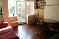 Semi-Detached House, 3 bedrooms, Freehold