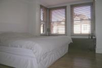Semi-Detached House, 5 bedrooms, Freehold