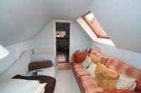 Semi-Detached House, 4 bedrooms, Freehold