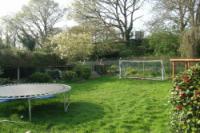 Mid-Terrace House, 4 bedrooms, Freehold