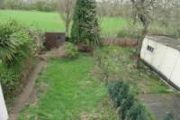 Mid-Terrace House, 3 bedrooms, Freehold