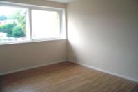 Mid-Terrace House, 3 bedrooms, Freehold
