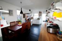Mid-Terrace House, 3 bedrooms, Freehold