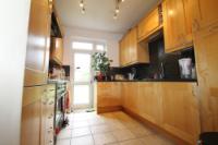Semi-Detached House, 3 bedrooms, Freehold