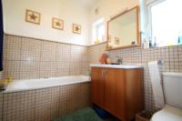 Semi-Detached House, 3 bedrooms, Freehold