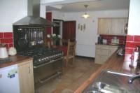 Semi-Detached House, 4 bedrooms, Freehold