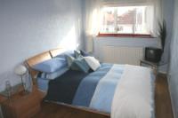 Semi-Detached House, 4 bedrooms, Freehold