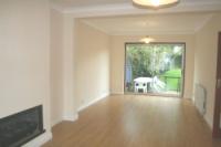 Semi-Detached House, 3 bedrooms, Freehold