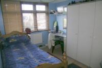 Semi-Detached House, 4 bedrooms, Freehold