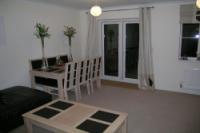Mid-Terrace House, 3 bedrooms, Freehold