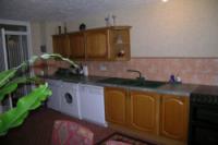 Mid-Terrace House, 2 bedrooms, Freehold