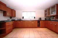 Detached House, 4 bedrooms, Freehold